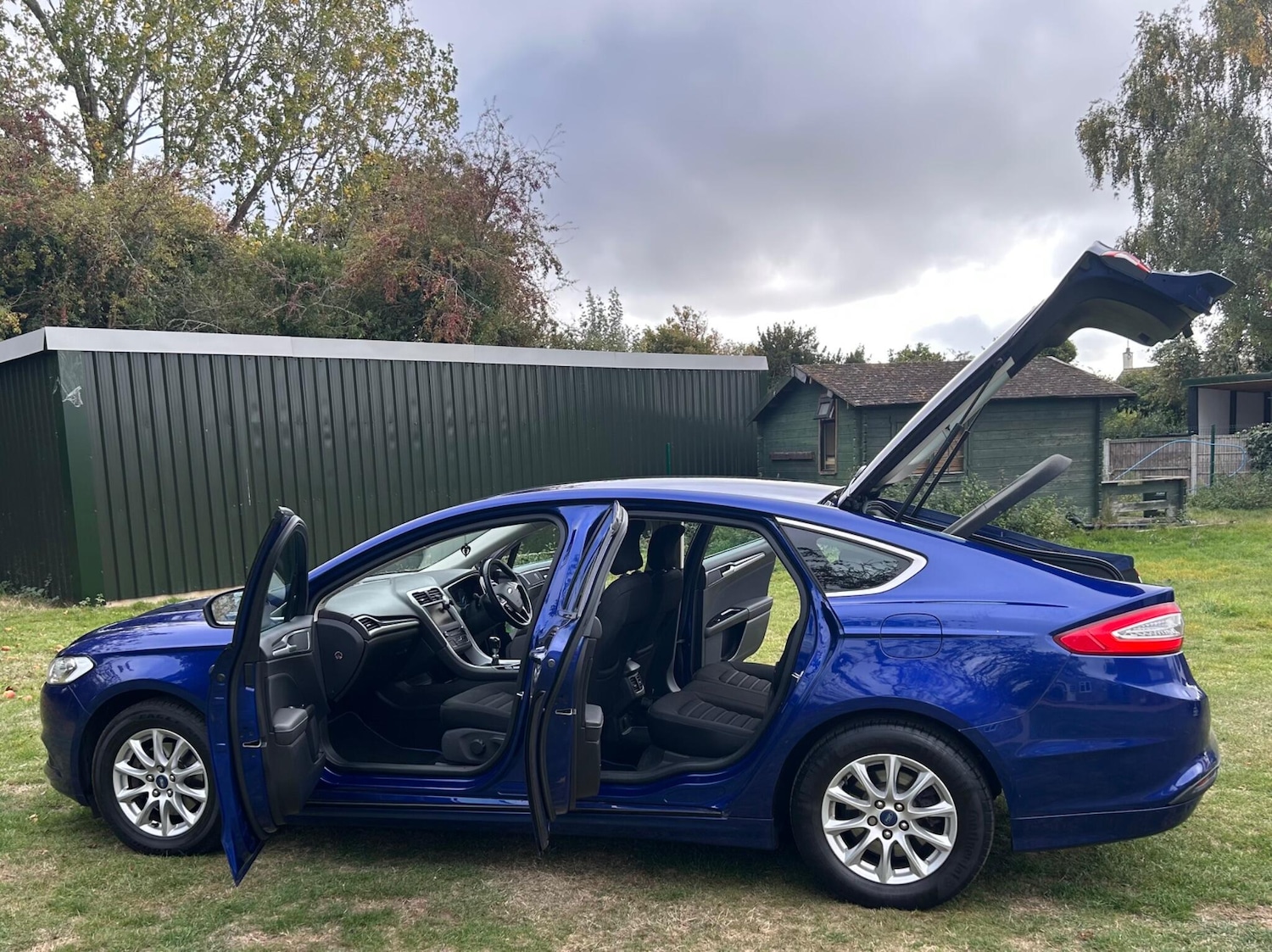 Used Ford Mondeo 2015 for sale - 76457360: Photo 8