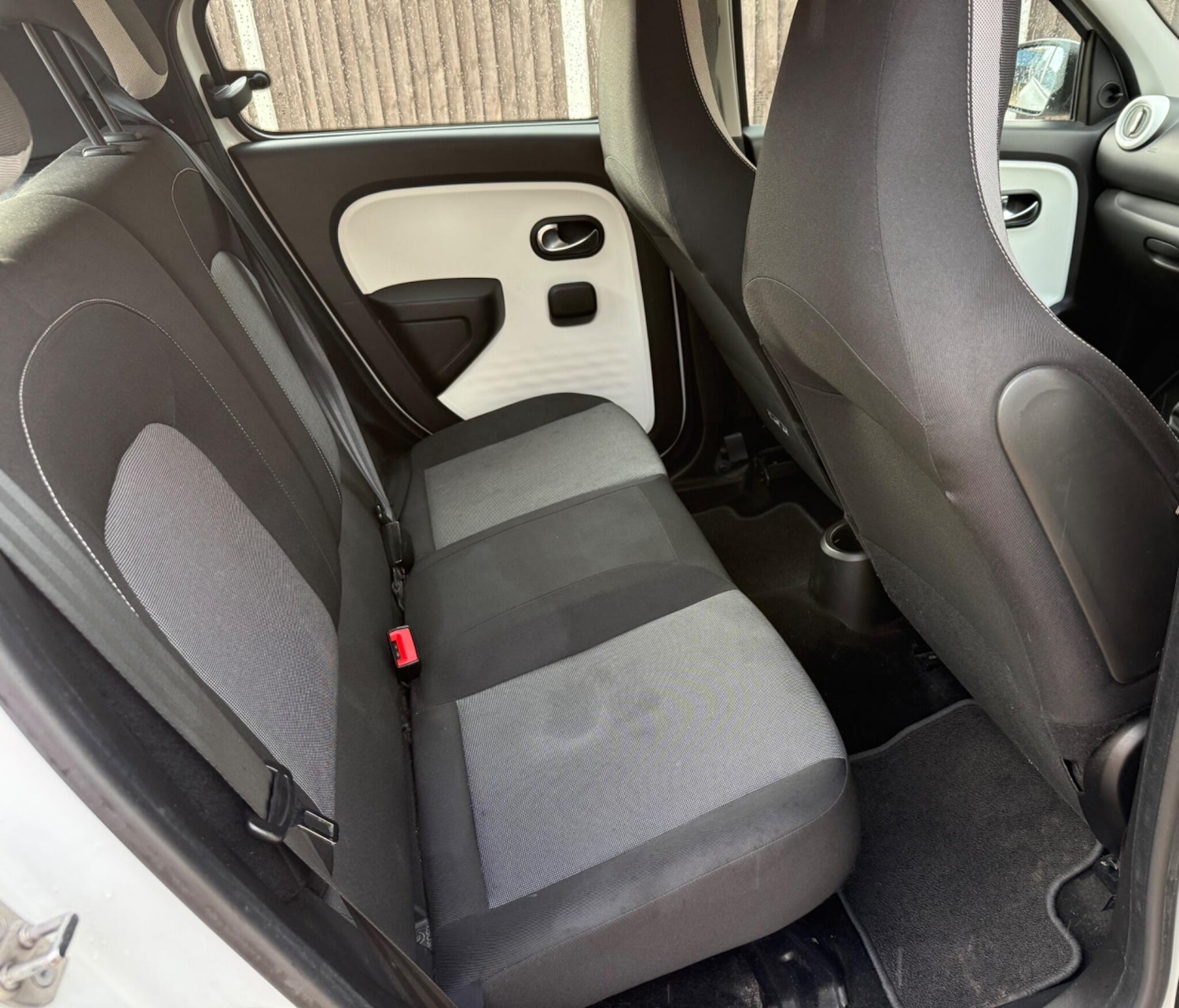 Used Renault Twingo 2015 for sale - 77524971: Photo 14