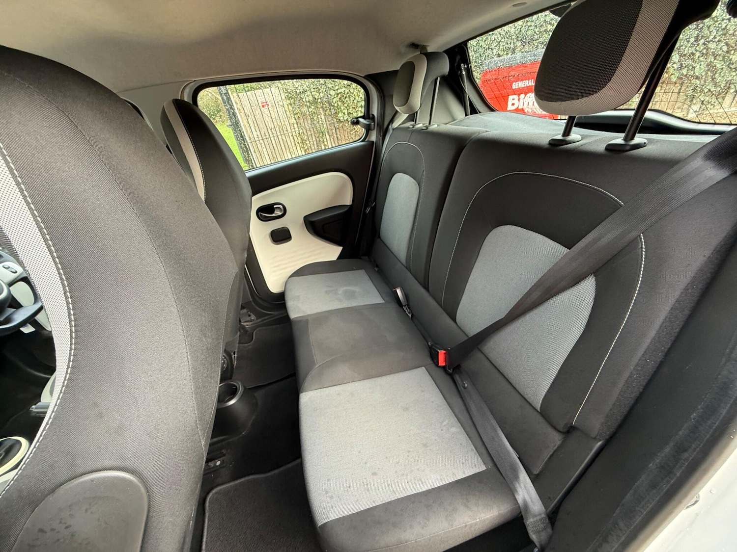 Used Renault Twingo 2015 for sale - 77524971: Photo 16