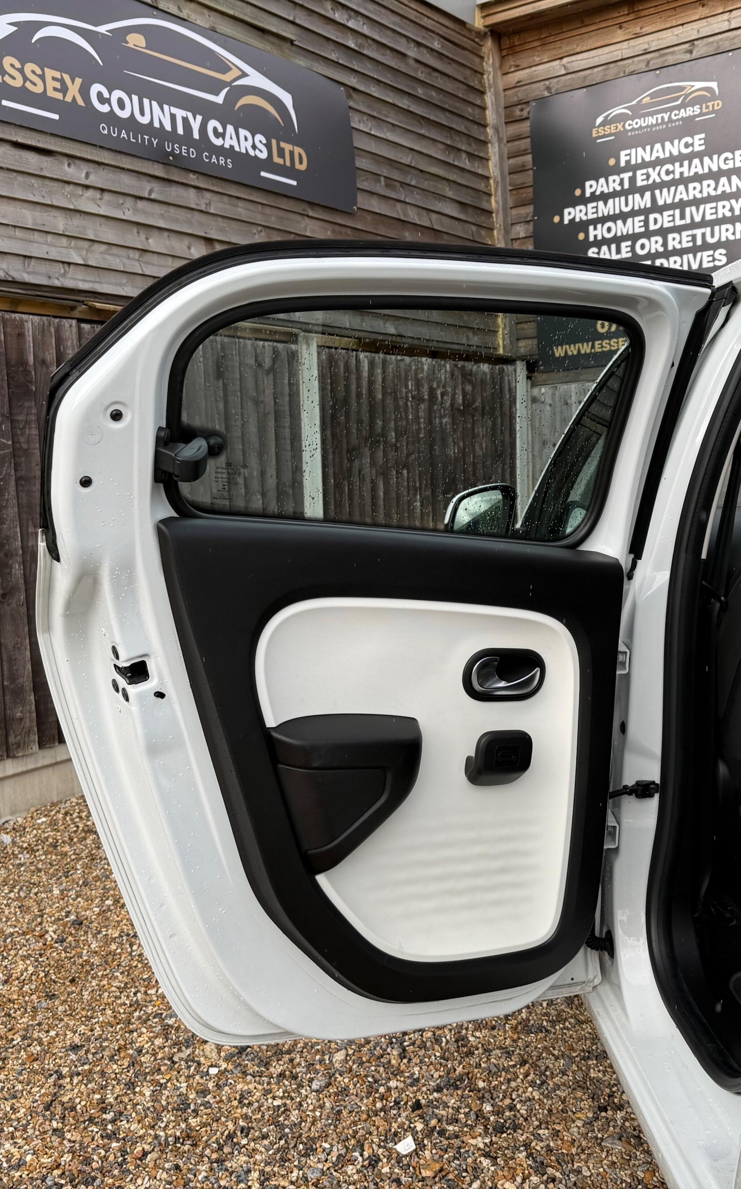 Used Renault Twingo 2015 for sale - 77524971: Photo 22