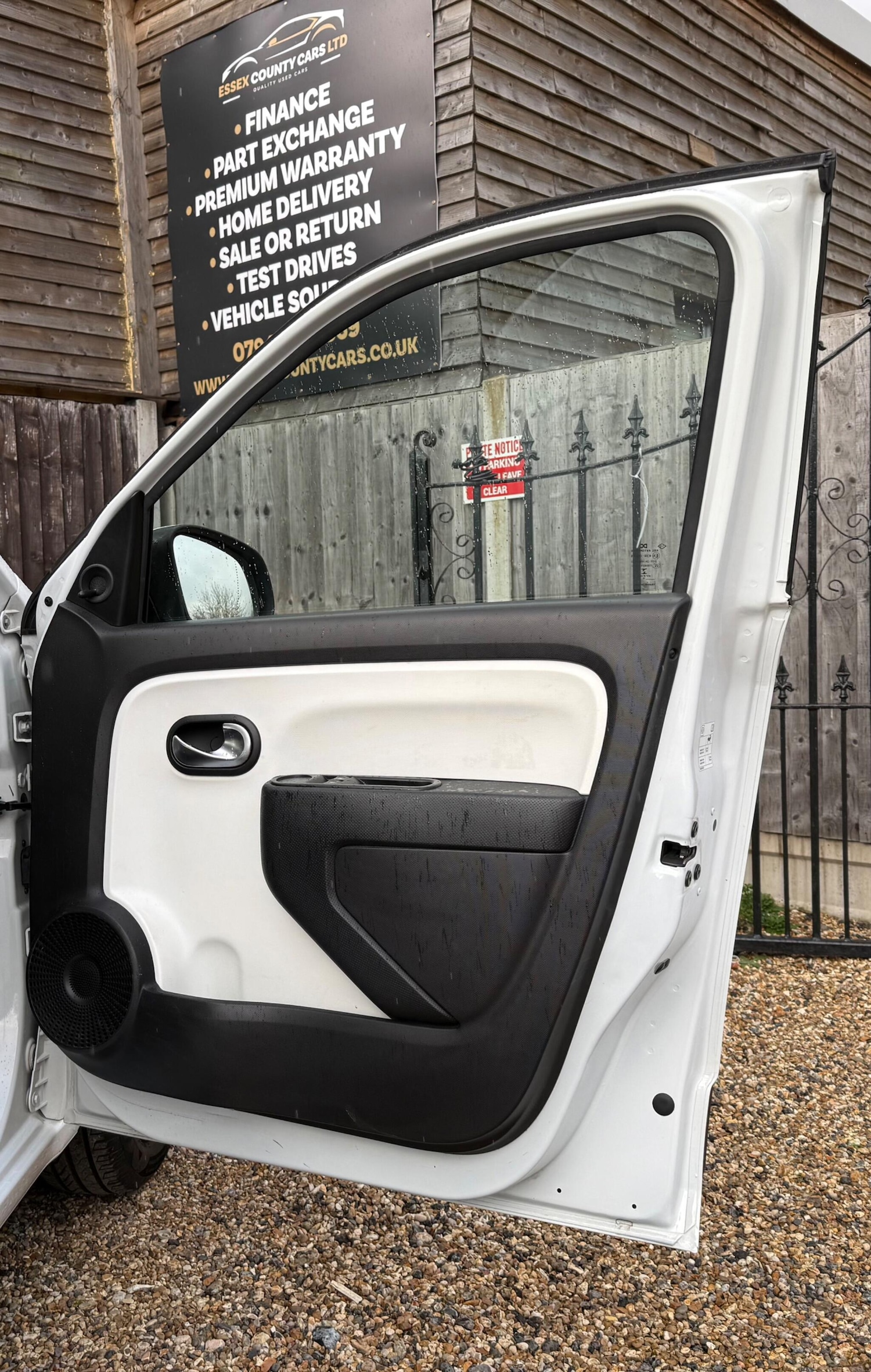 Used Renault Twingo 2015 for sale - 77524971: Photo 23