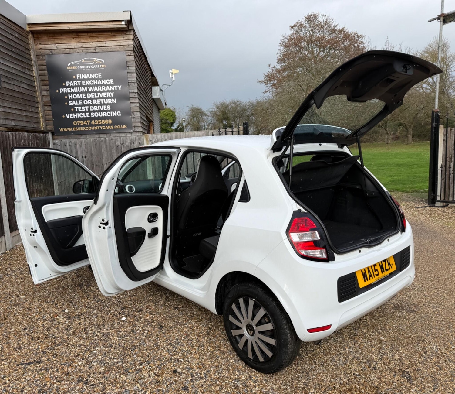 Used Renault Twingo 2015 for sale - 77524971: Photo 6
