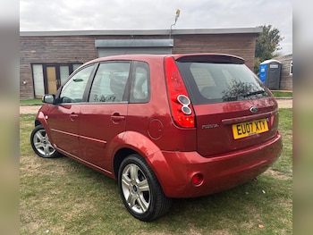 Used Ford Fiesta 2007 for sale - 76456760: Photo