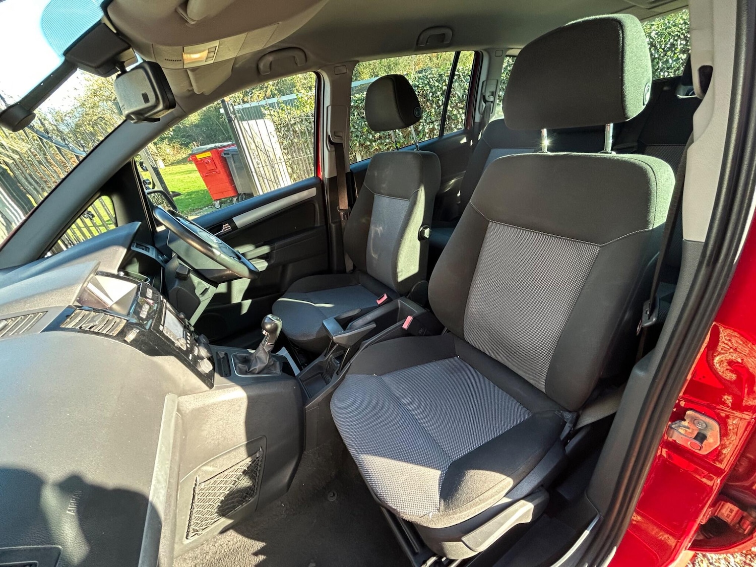 Used Vauxhall Zafira 2013 for sale - 76561102: Photo 30