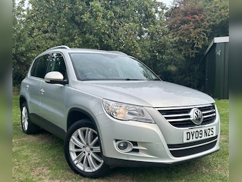 Used Volkswagen Tiguan 2009 for sale - 76456800: Photo