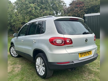 Used Volkswagen Tiguan 2009 for sale - 76456800: Photo