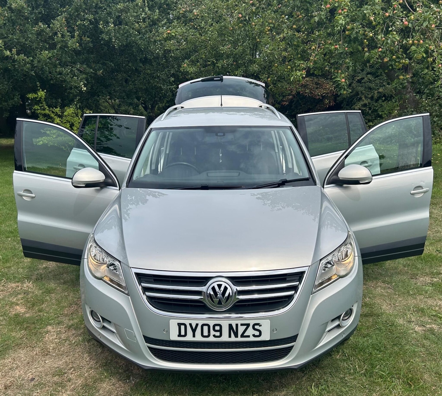 Used Volkswagen Tiguan 2009 for sale - 76456800: Photo 6