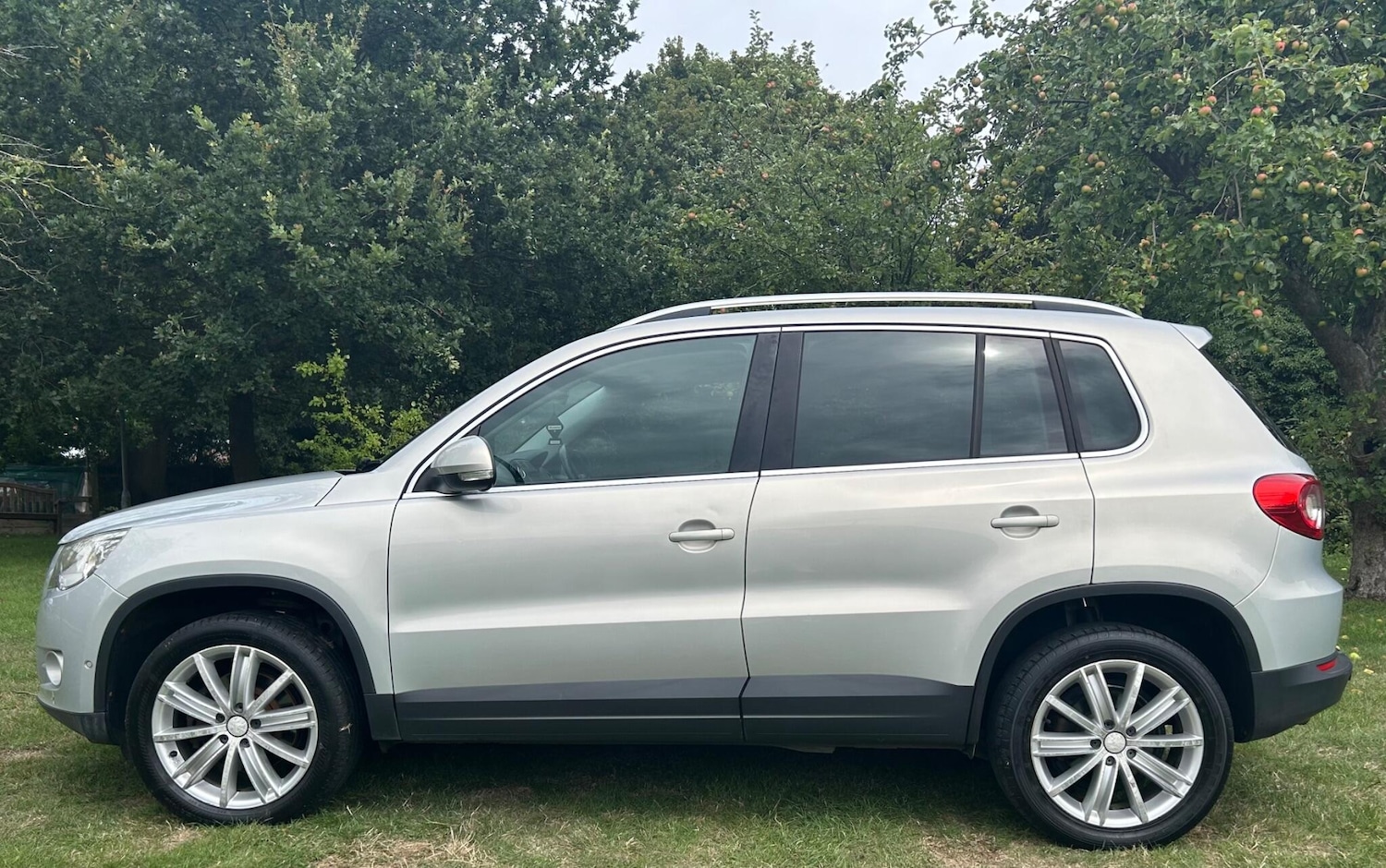 Used Volkswagen Tiguan 2009 for sale - 76456800: Photo 9