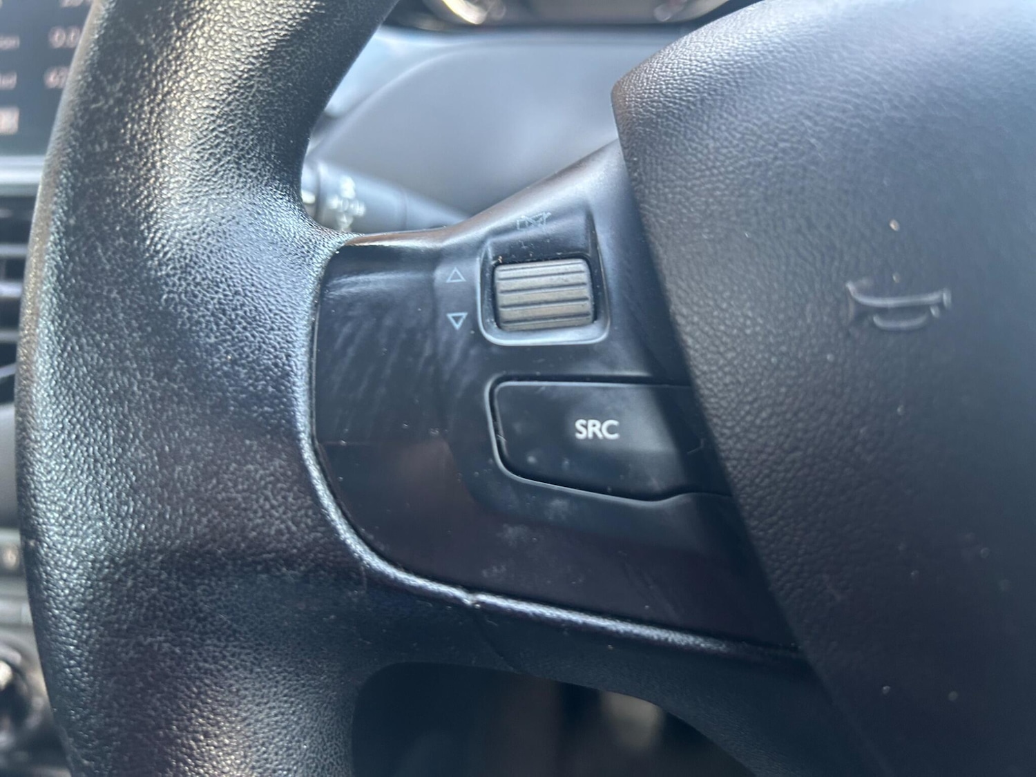 Used Peugeot 208 for sale - 77237599: Photo 26