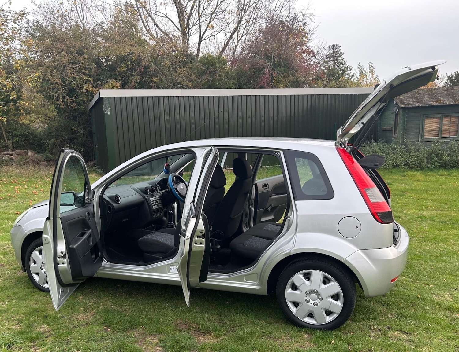 Used Ford Fiesta 2005 for sale - 76499103: Photo 4