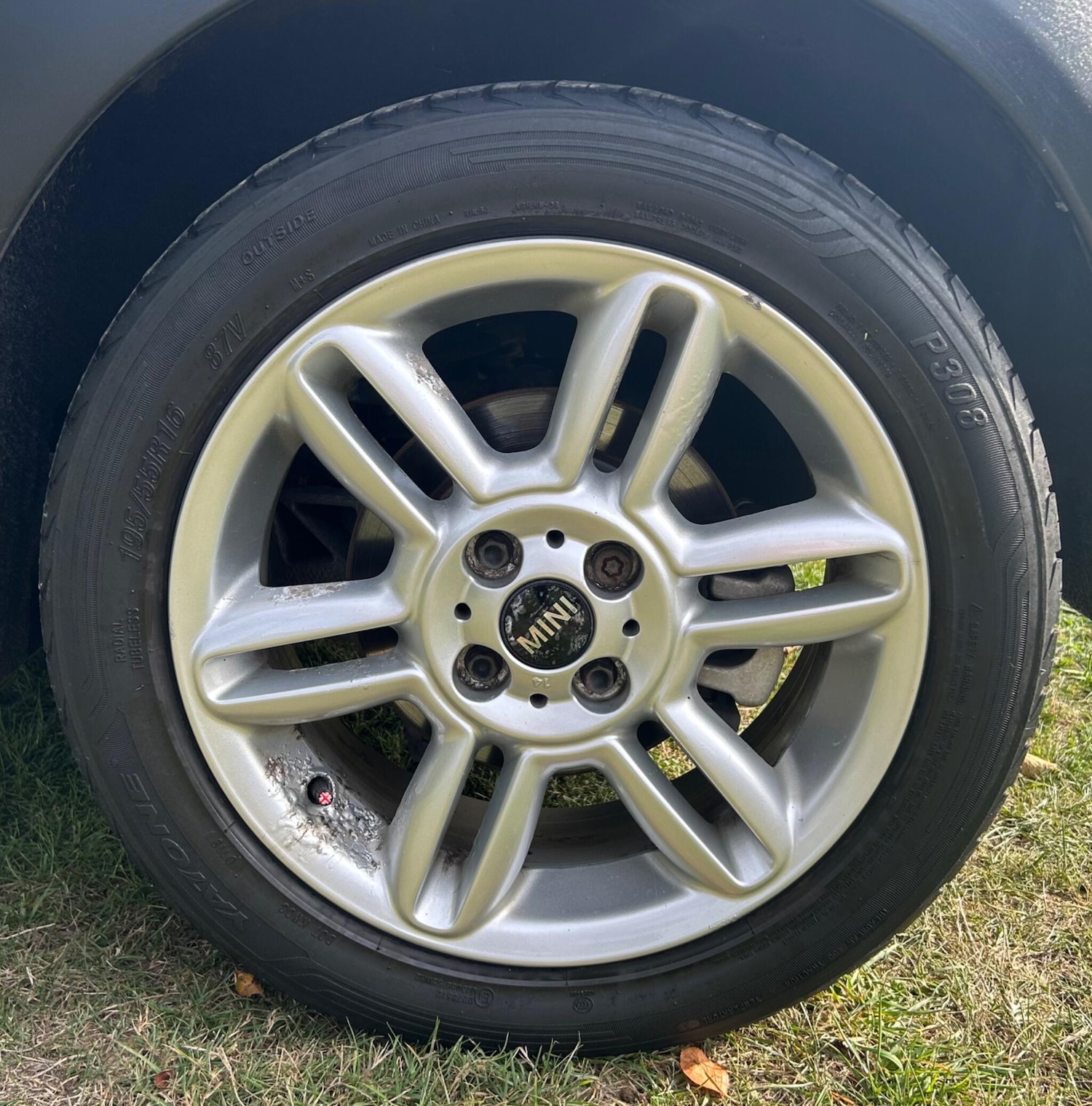 Used MINI Hatch 2011 for sale - 76457331: Photo 17