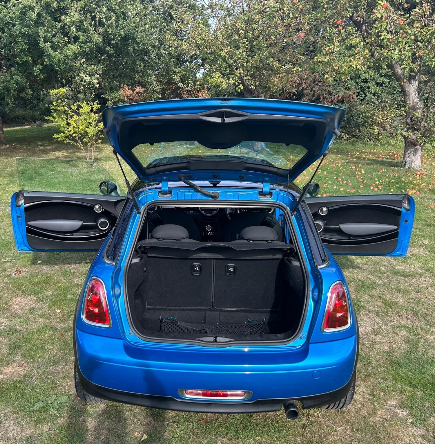 Used MINI Hatch 2011 for sale - 76457331: Photo 21