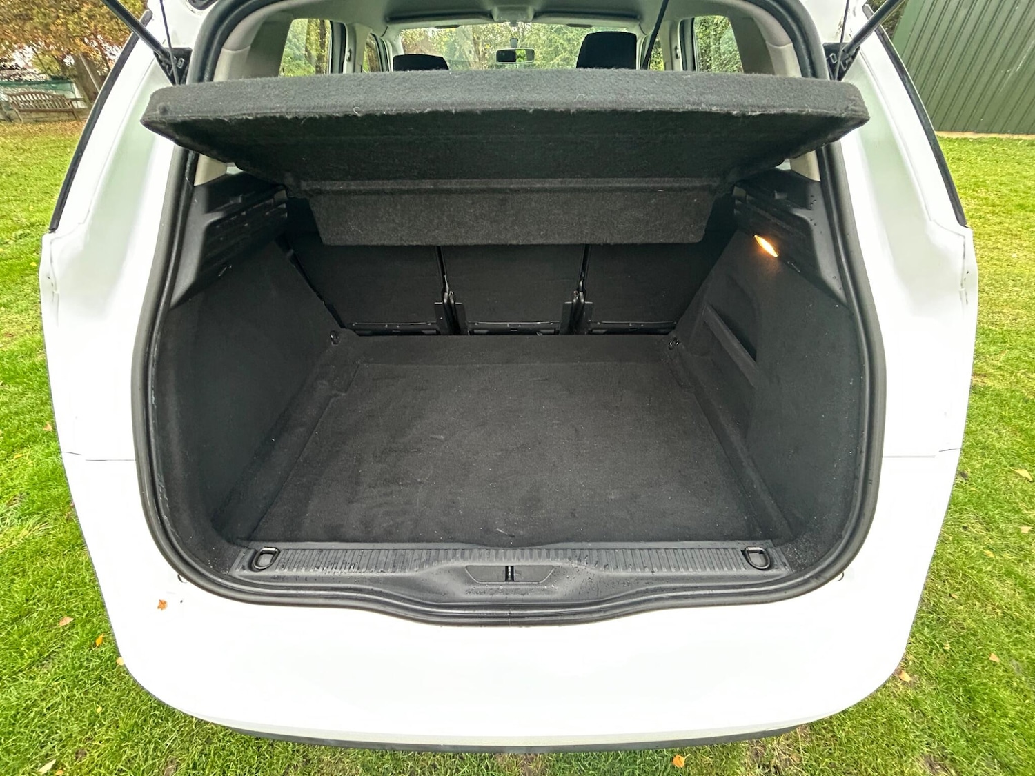 Used Citroen C4 Picasso 2014 for sale - 76550281: Photo 37