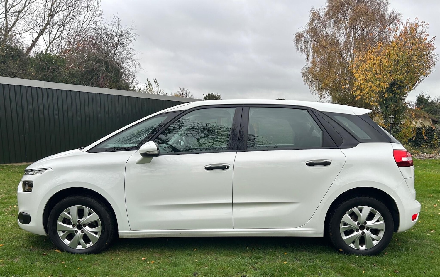 Used Citroen C4 Picasso 2014 for sale - 76550281: Photo 6