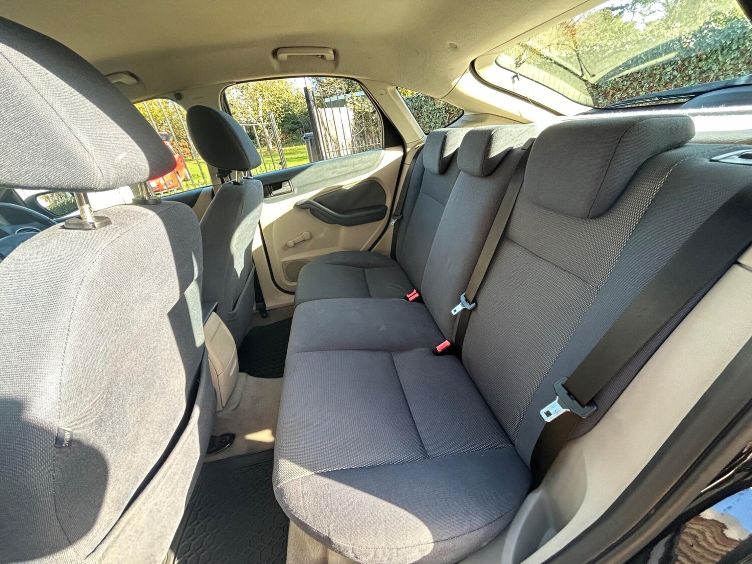 Used Ford Focus 2005 for sale - 76620151: Photo 14