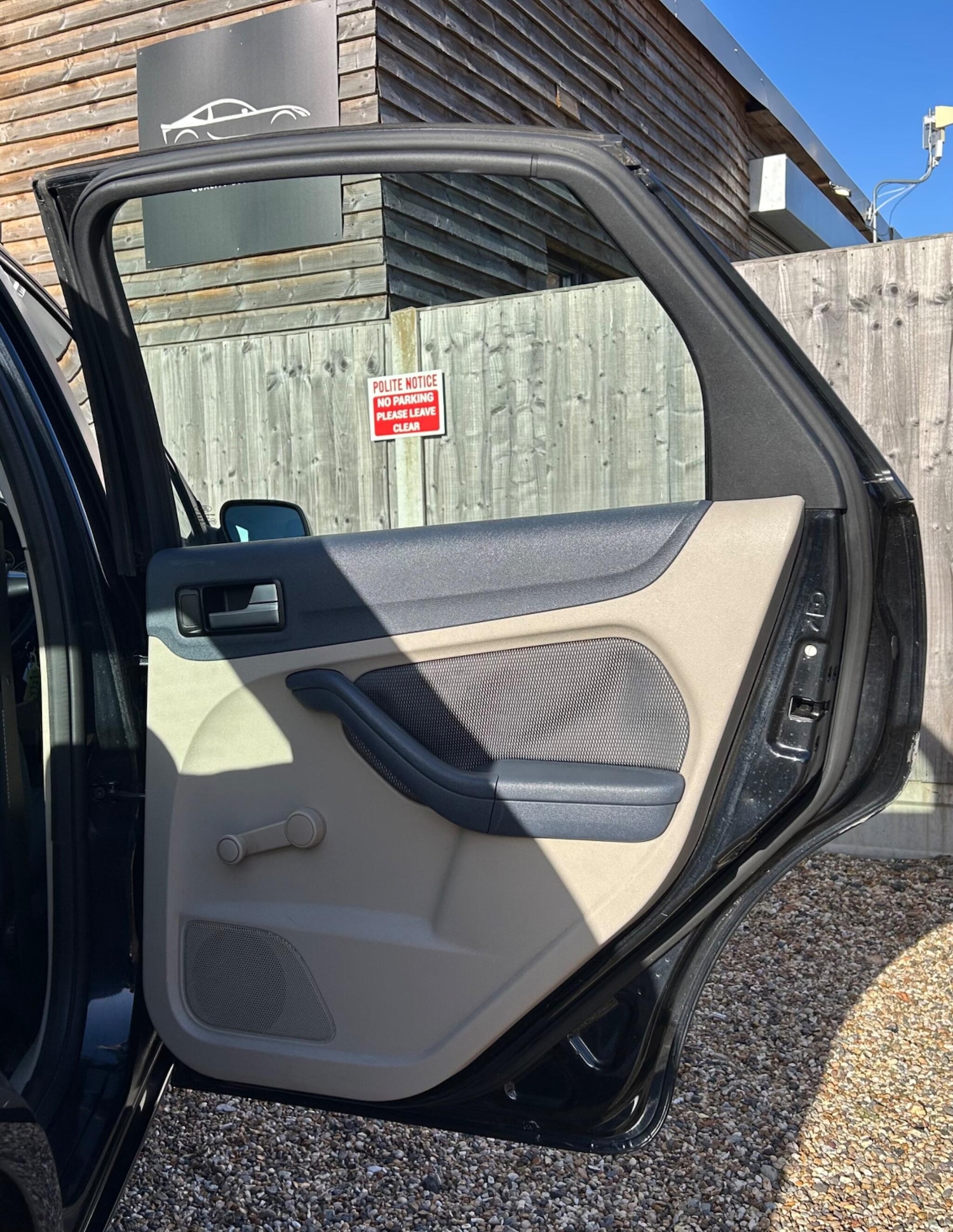 Used Ford Focus 2005 for sale - 76620151: Photo 20