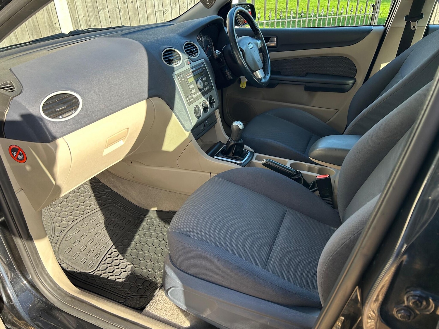 Used Ford Focus 2005 for sale - 76620151: Photo 26