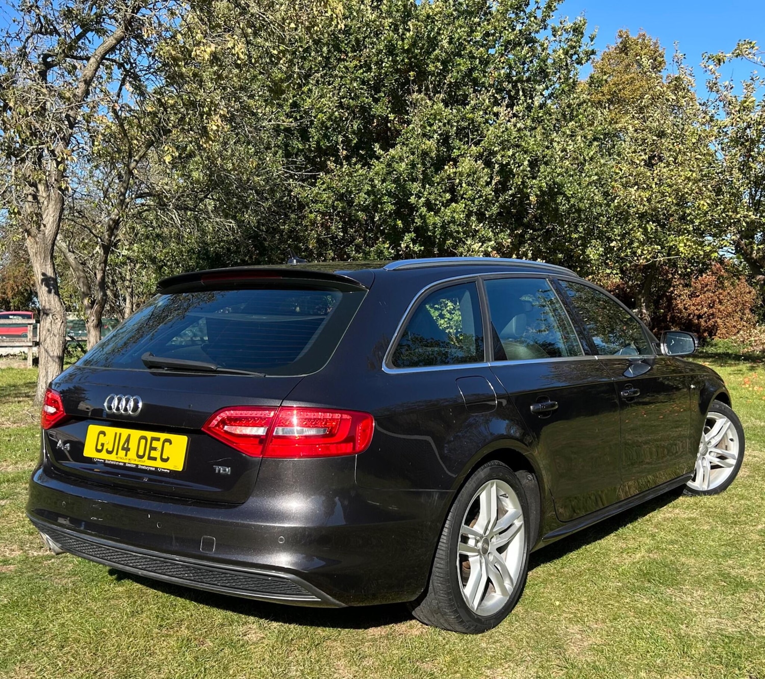 Used Audi A4 2014 for sale - 76458095: Photo 11