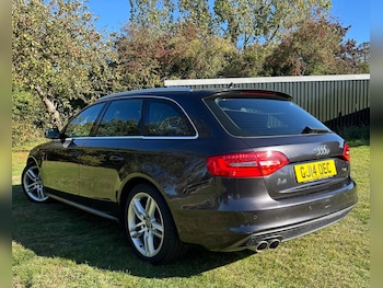 Used Audi A4 2014 for sale - 76458095: Photo