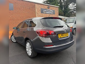 Used Vauxhall Astra 2013 for sale - 78261433: Photo