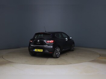 Used Renault Clio 2016 for sale - 79305585: Photo