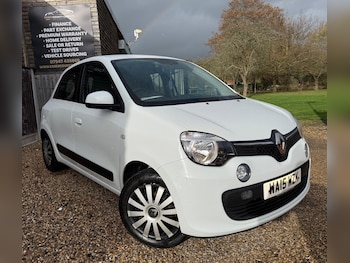 Used Renault Twingo 2015 for sale - 77598738: Photo