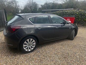 Used Vauxhall Astra 2013 for sale - 78116559: Photo
