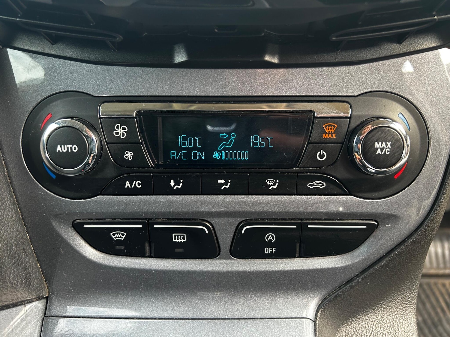 Used Ford Focus for sale - 78115349: Photo 28