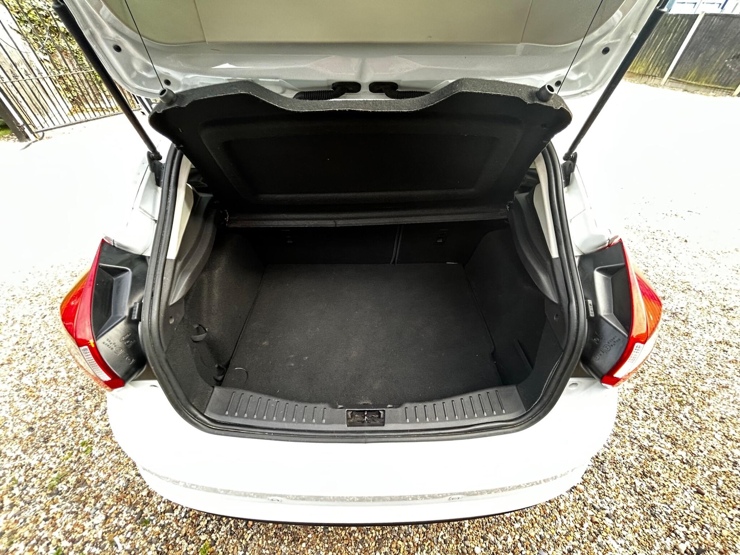 Used Ford Focus for sale - 78115349: Photo 38