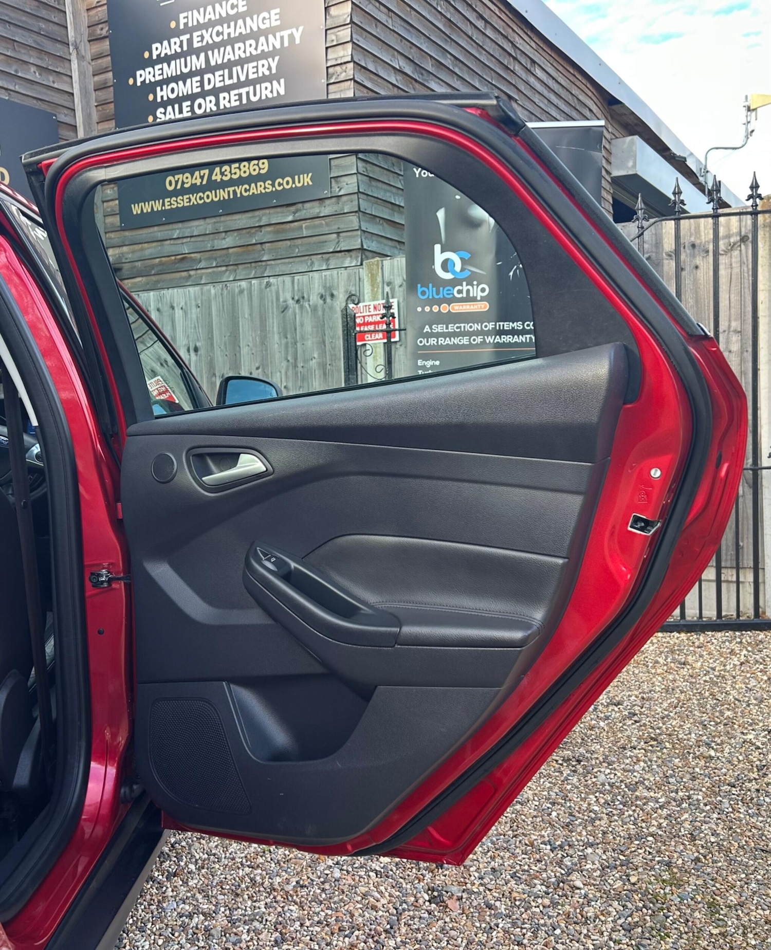 Used Ford Focus 2012 for sale - 76832709: Photo 20