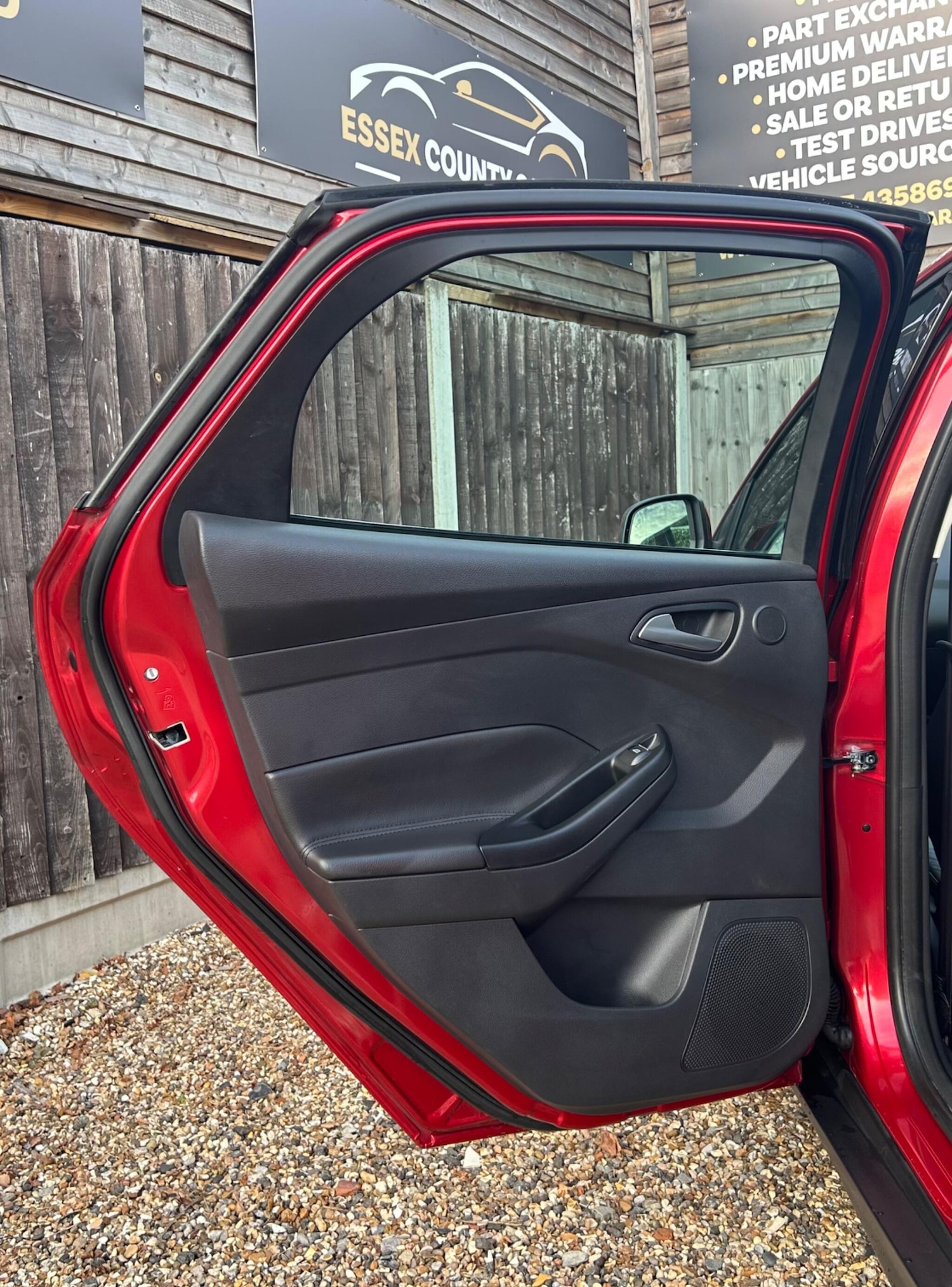 Used Ford Focus 2012 for sale - 76832709: Photo 21