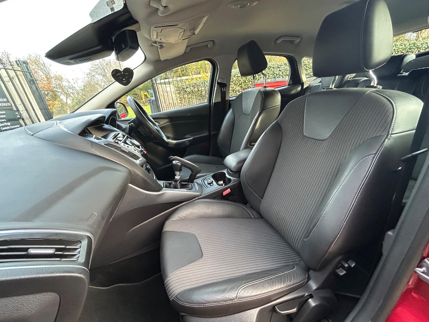 Used Ford Focus 2012 for sale - 76832709: Photo 37