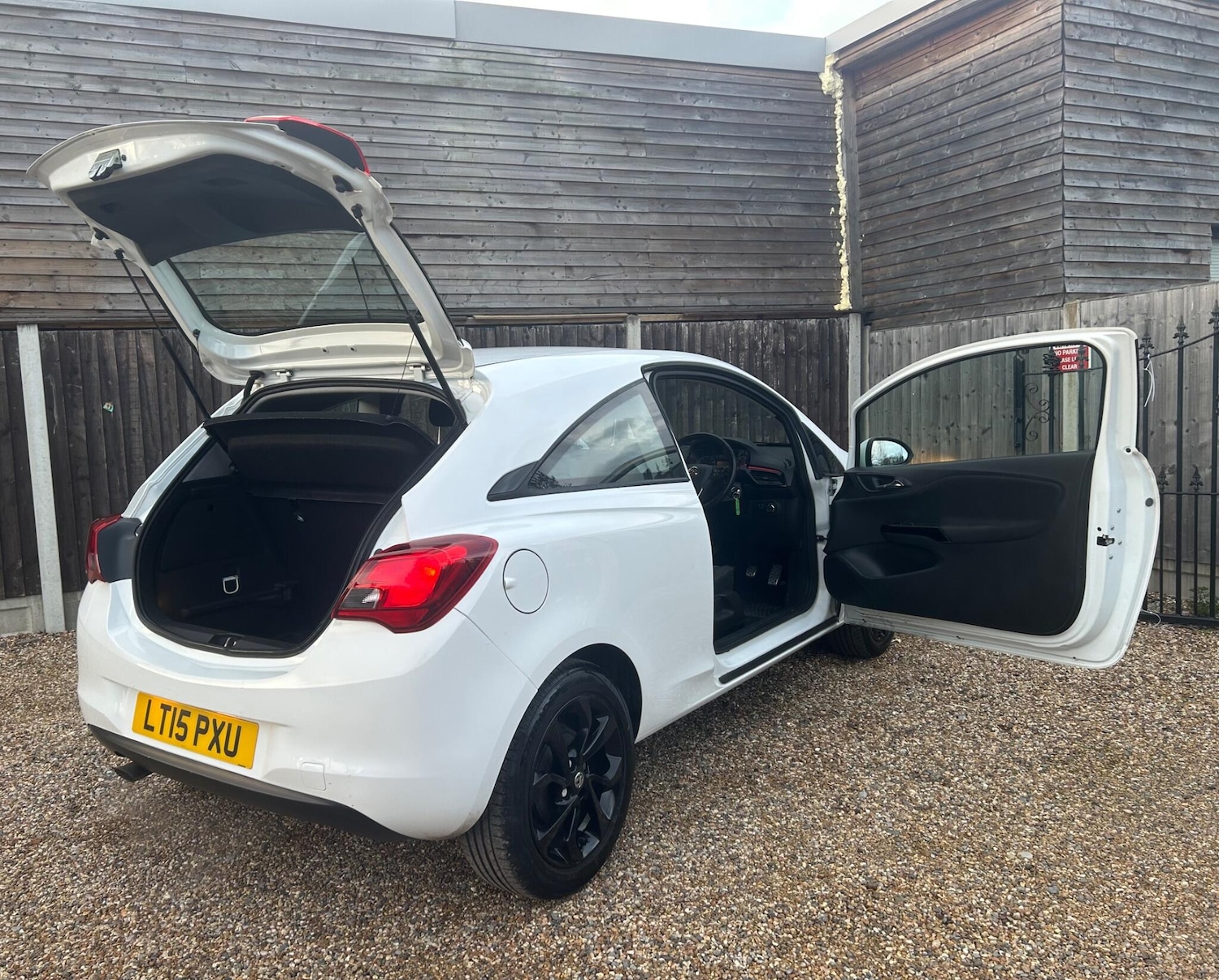 Used Vauxhall Corsa 2015 for sale - 77229973: Photo 12