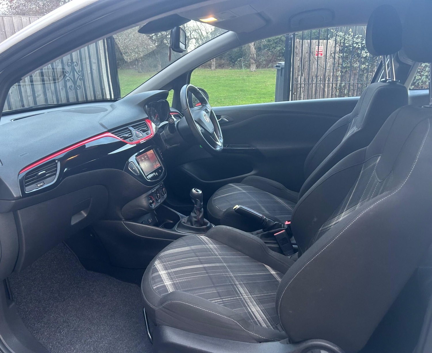 Used Vauxhall Corsa 2015 for sale - 77229973: Photo 31