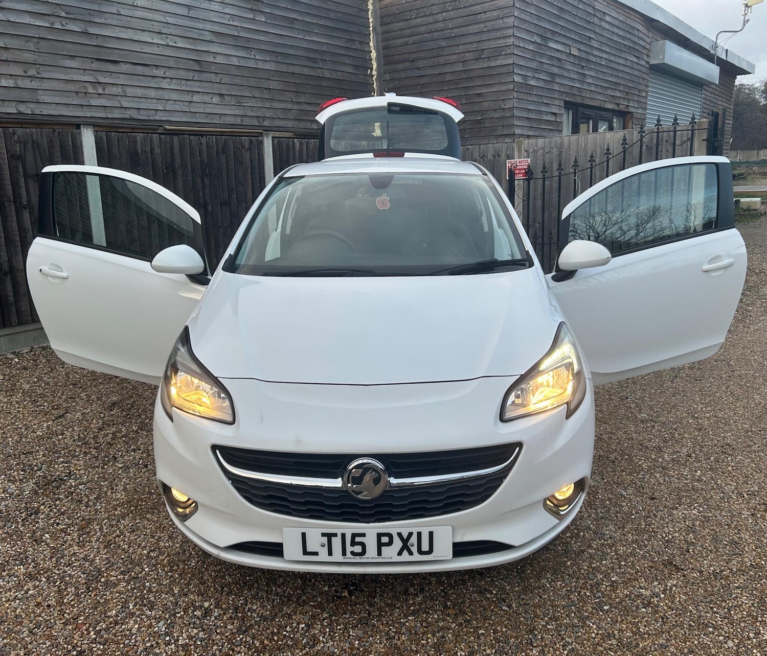 Used Vauxhall Corsa 2015 for sale - 77229973: Photo 5