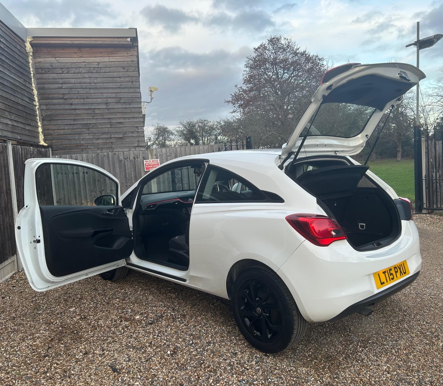 Used Vauxhall Corsa 2015 for sale - 77229973: Photo 6