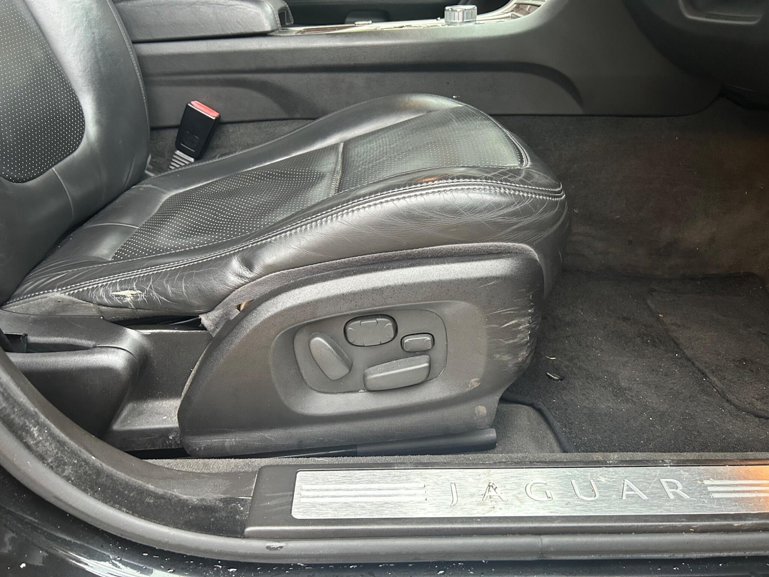 Used Jaguar XF 2009 for sale - 76727463: Photo 41