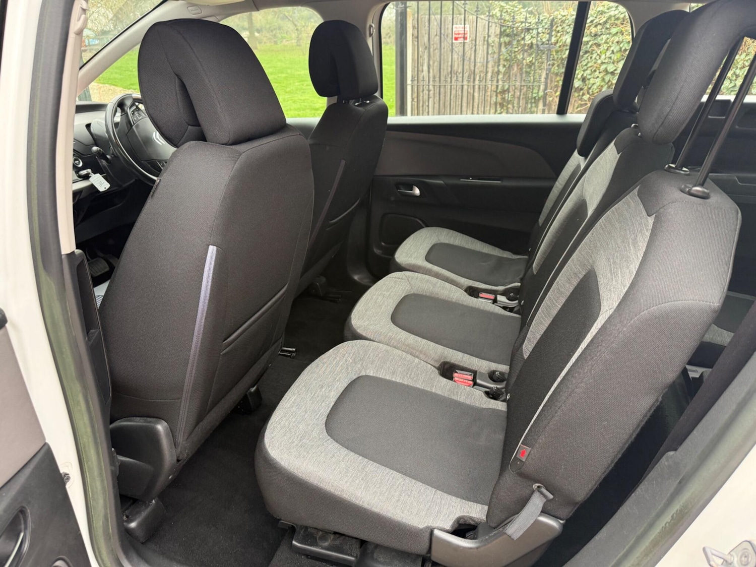 Used Citroen Grand C4 Picasso 2014 for sale - 77752898: Photo 11