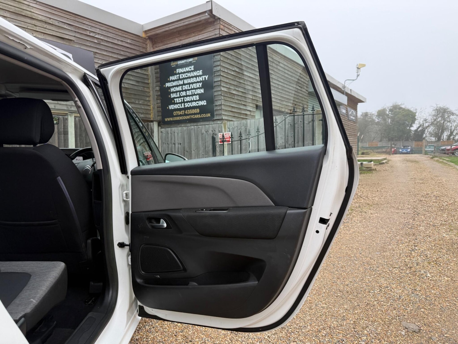 Used Citroen Grand C4 Picasso 2014 for sale - 77752898: Photo 20