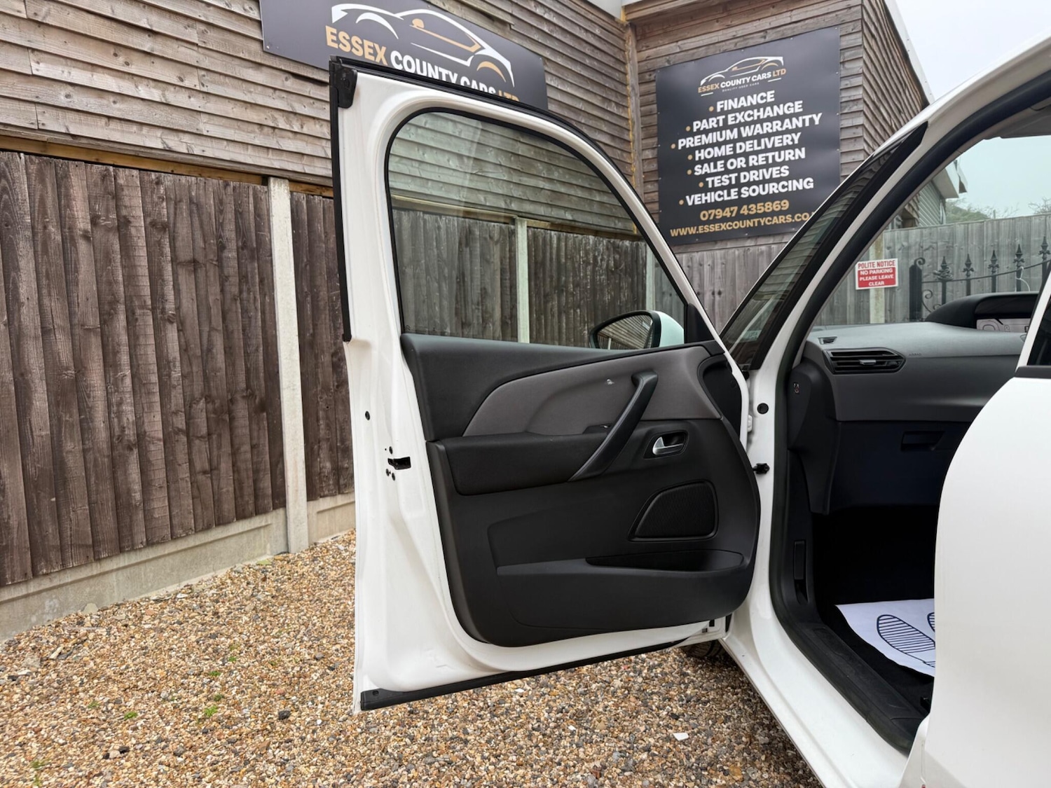 Used Citroen Grand C4 Picasso 2014 for sale - 77752898: Photo 38