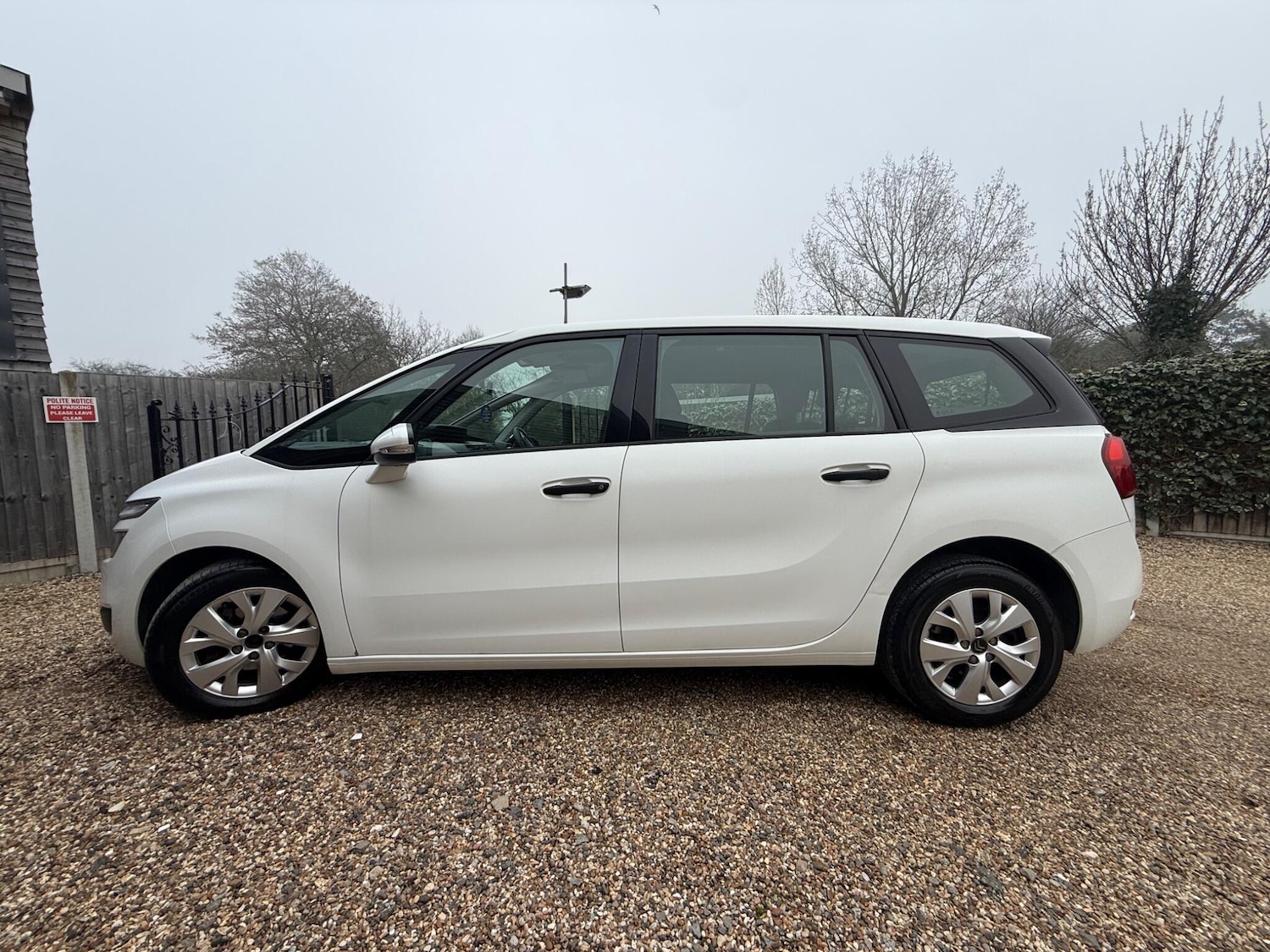 Used Citroen Grand C4 Picasso 2014 for sale - 77752898: Photo 4