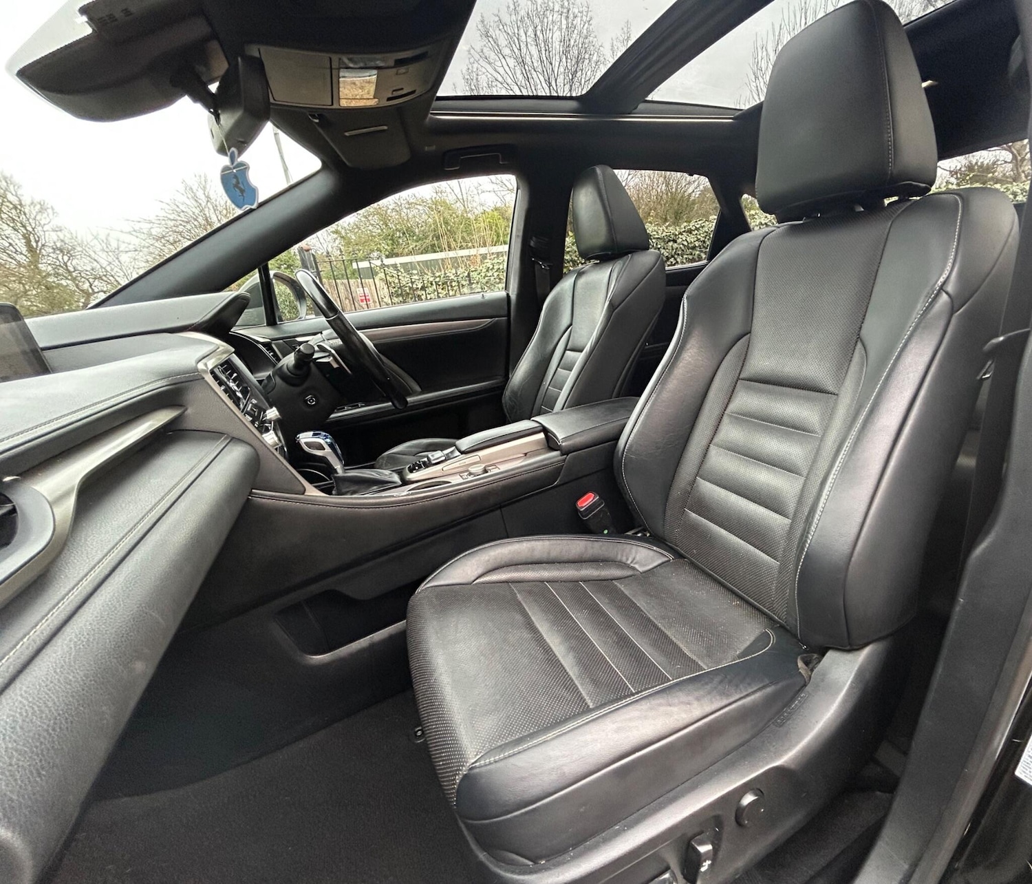 Used Lexus RX 2019 for sale - 77174619: Photo 40