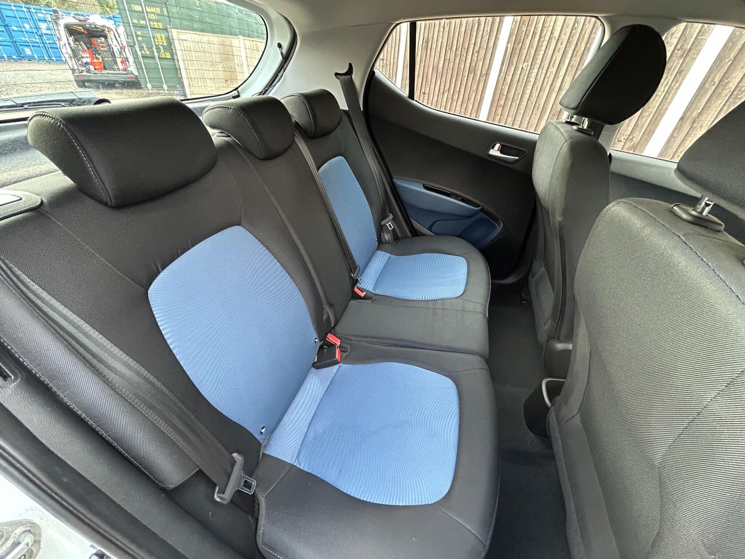 Used Hyundai i10 2016 for sale - 76561354: Photo 15