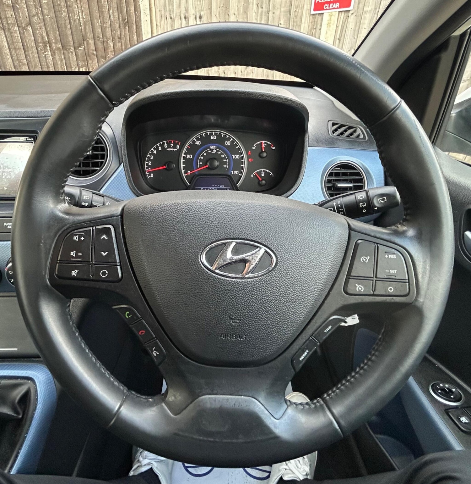 Used Hyundai i10 2016 for sale - 76561354: Photo 30