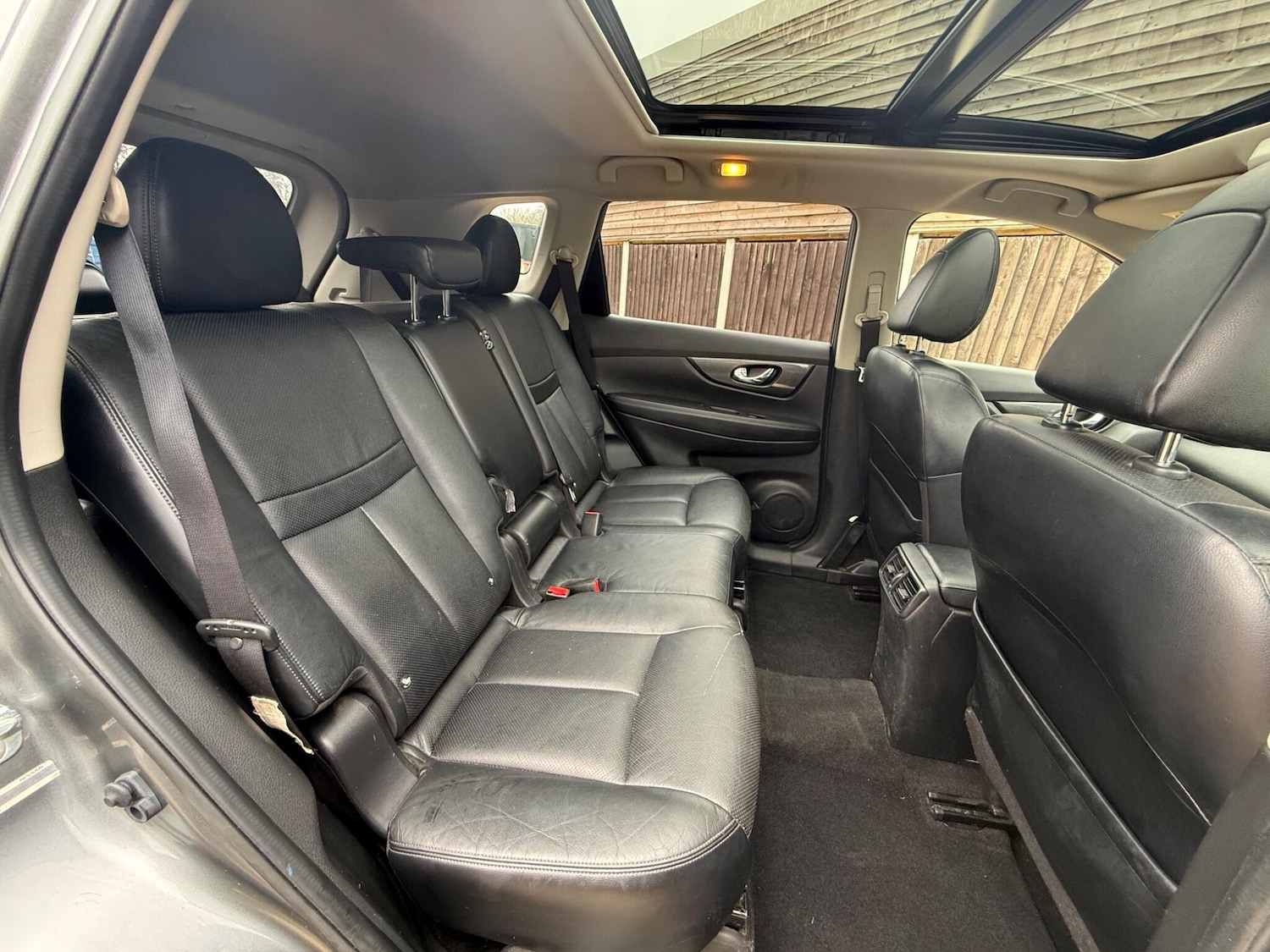 Used Nissan X-Trail for sale - 77824826: Photo 17