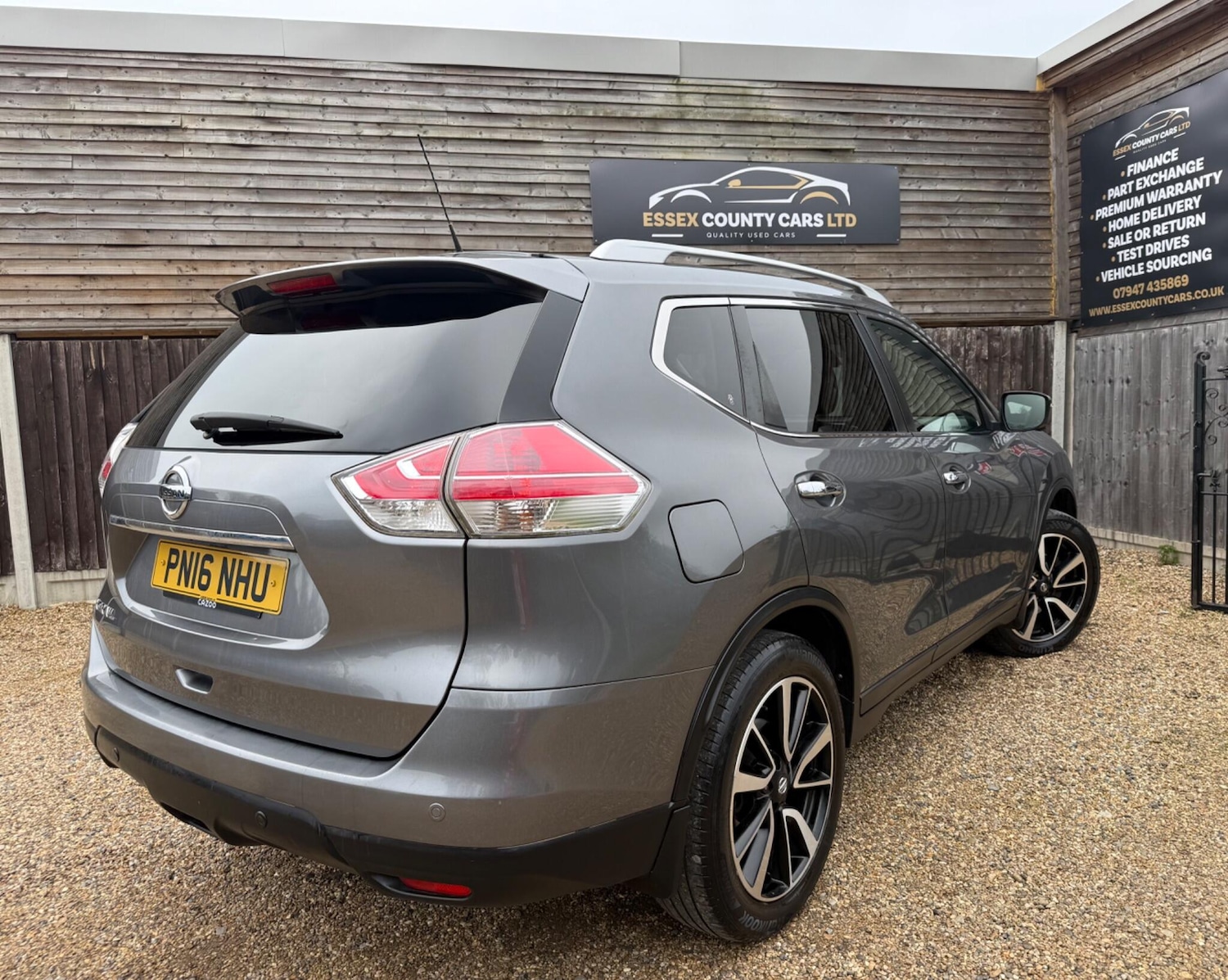 Used Nissan X-Trail for sale - 77824826: Photo 9