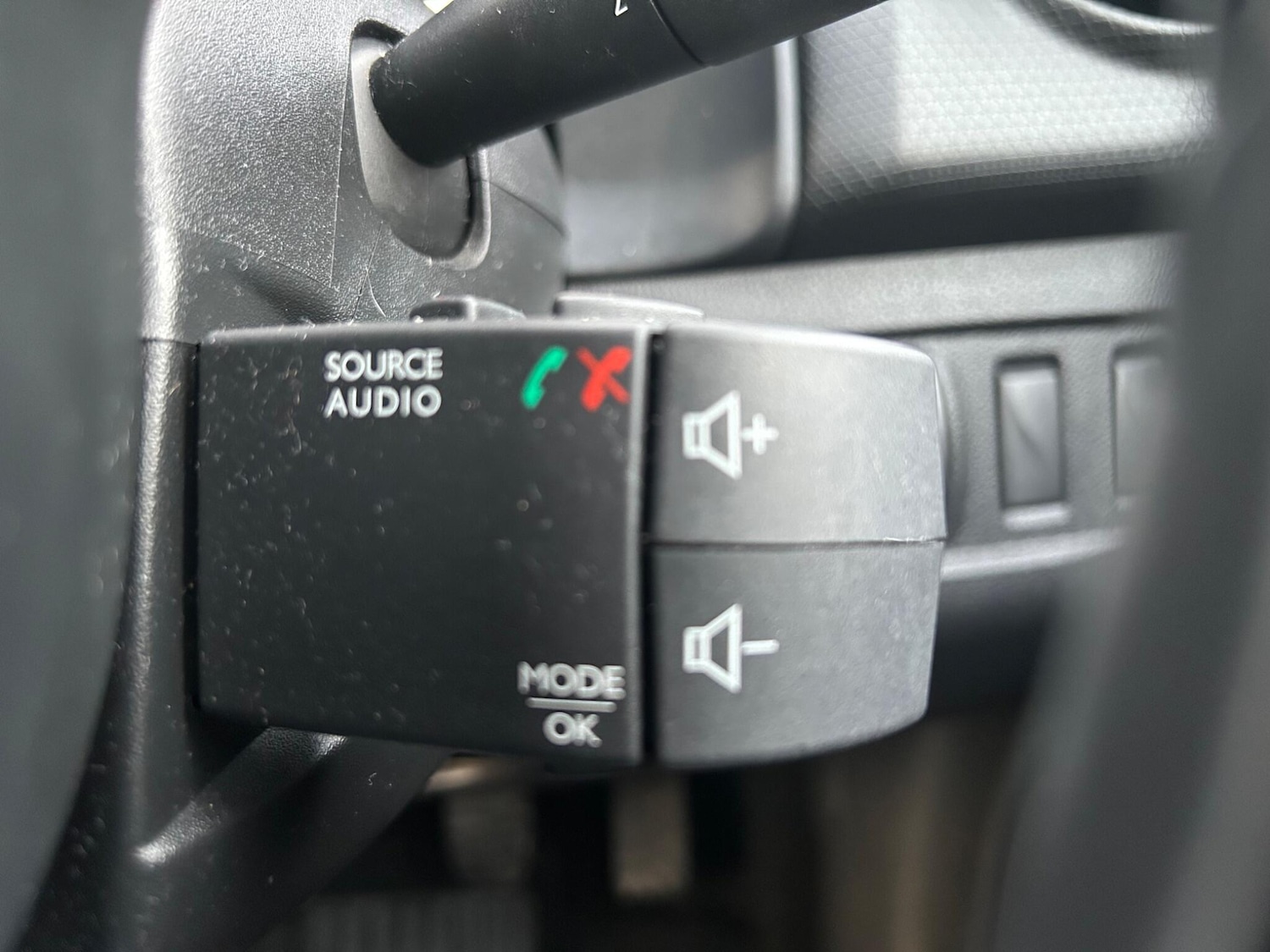 Used Renault Clio 2015 for sale - 77174621: Photo 18