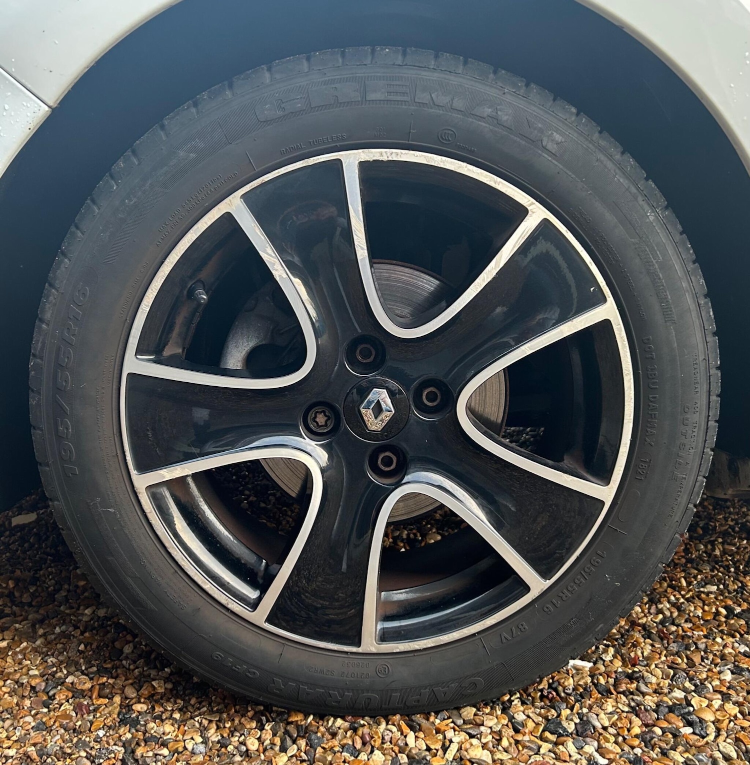 Used Renault Clio 2015 for sale - 77174621: Photo 26