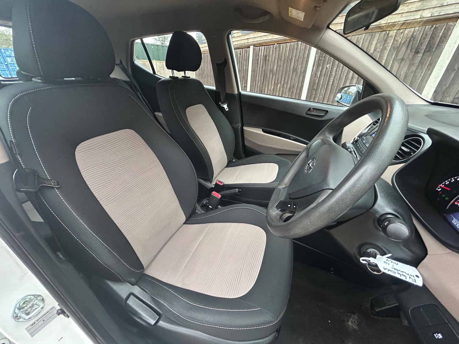 Used Hyundai i10 2016 for sale - 77144481: Photo 16