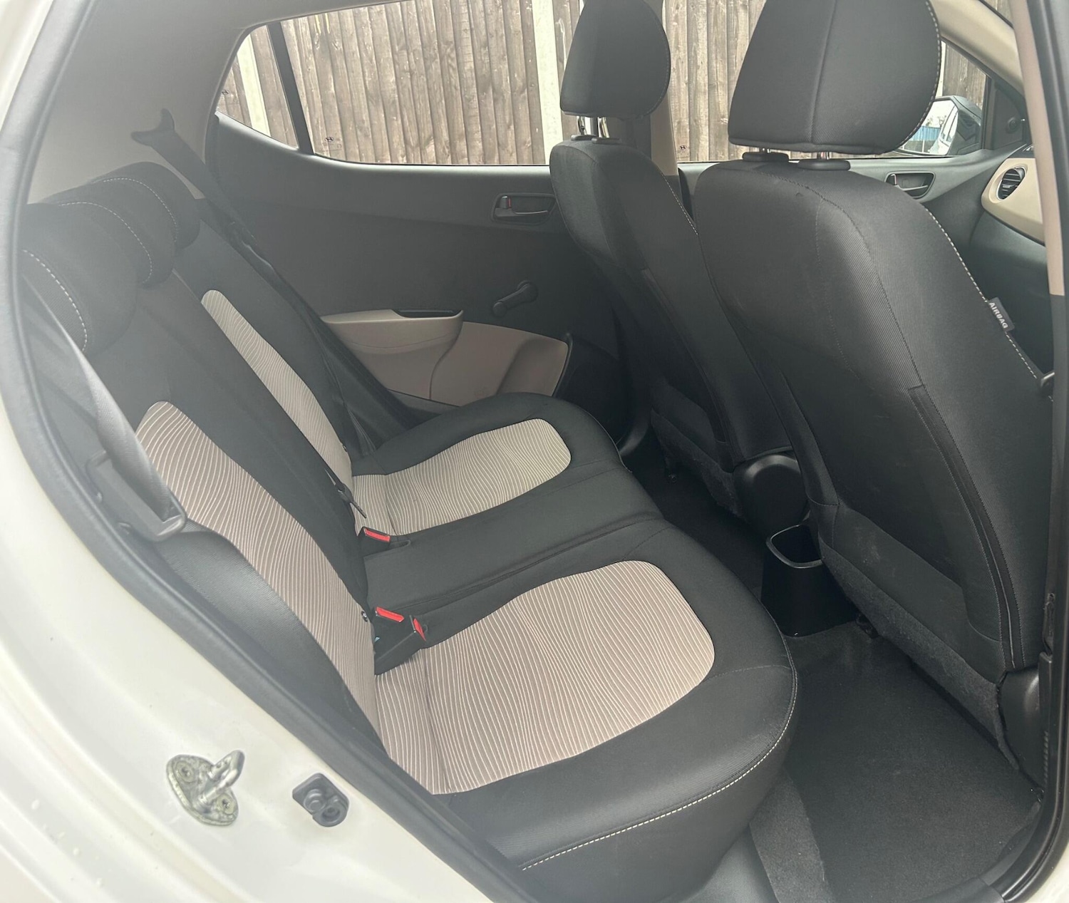 Used Hyundai i10 2016 for sale - 77144481: Photo 17